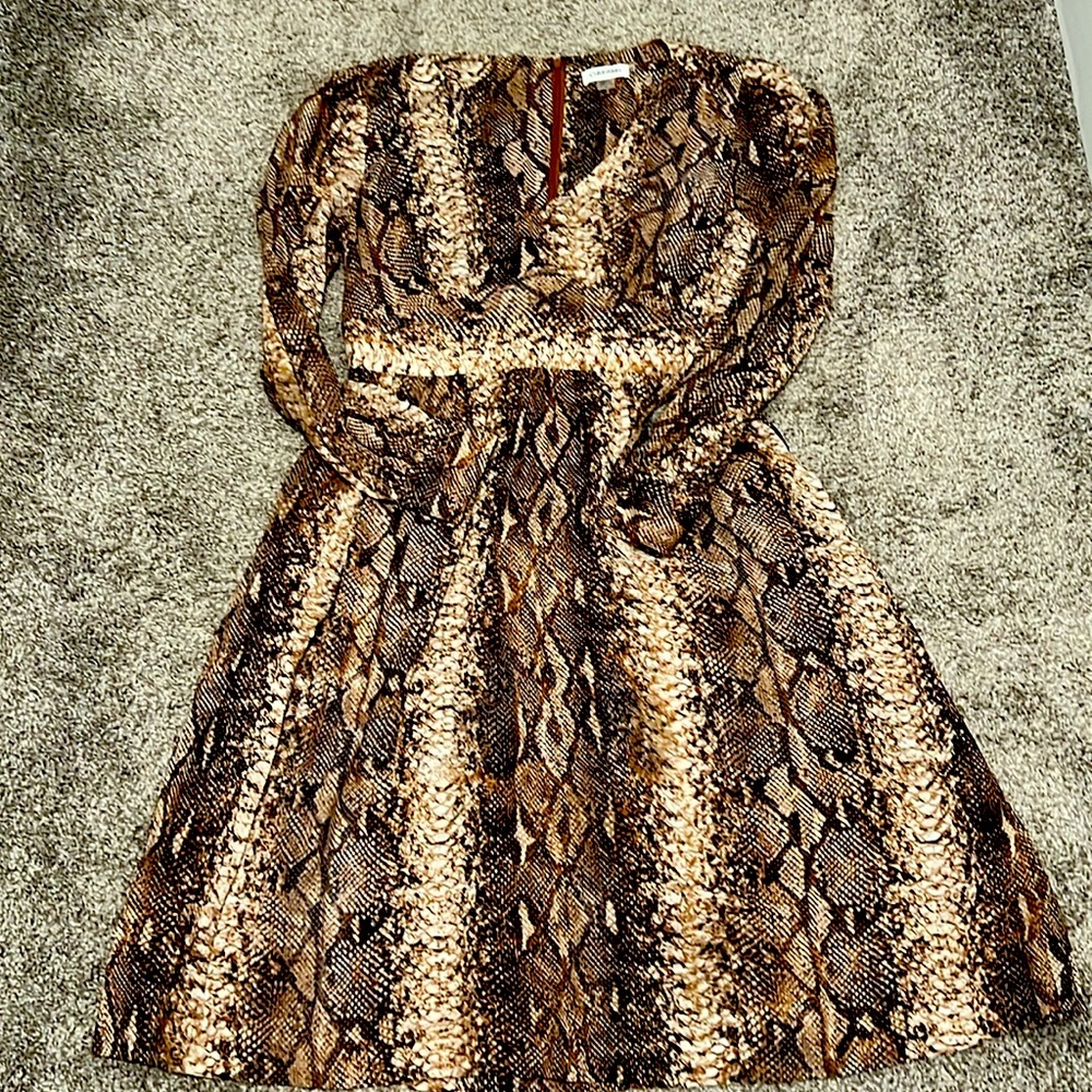 Size 6 Animal Print Calvin Klein Long sleeve Dress